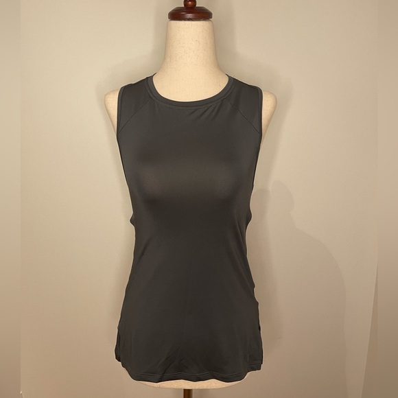 Adidas athletic sleeveless top - Climalite - Picture 1 of 8